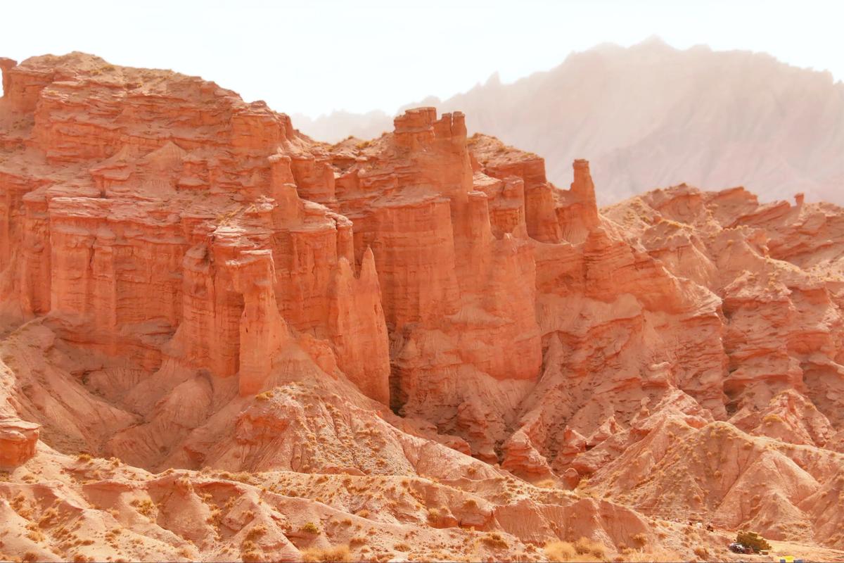 【春日限定 ‧ 新疆花季】庫車、塔縣、庫爾勒、喀什、阿克蘇 11 天 (SLS11)