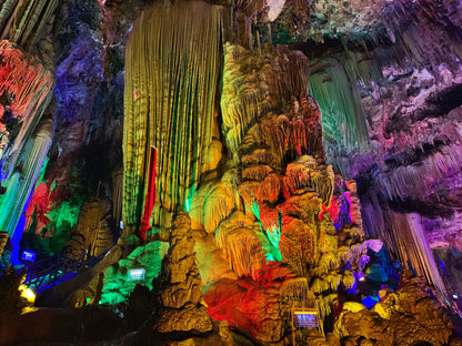 【貴州 ‧ 經典升級】黃果樹大瀑布、荔波、安順、西江苗寨、貴陽 6 天(GZH6)