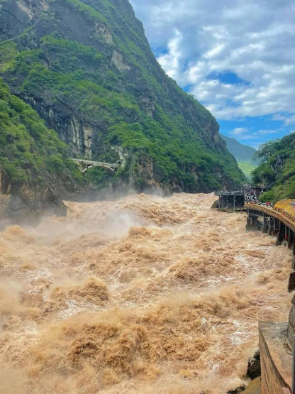 【雲南 · 經典升級】昆明、大理、玉龍雪山、麗江、香格里拉 8 天 (YDL8)