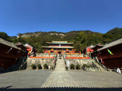 【湖北】三國遺韻·問道武當、古隆中、襄陽、神農架6 天(YEA6)