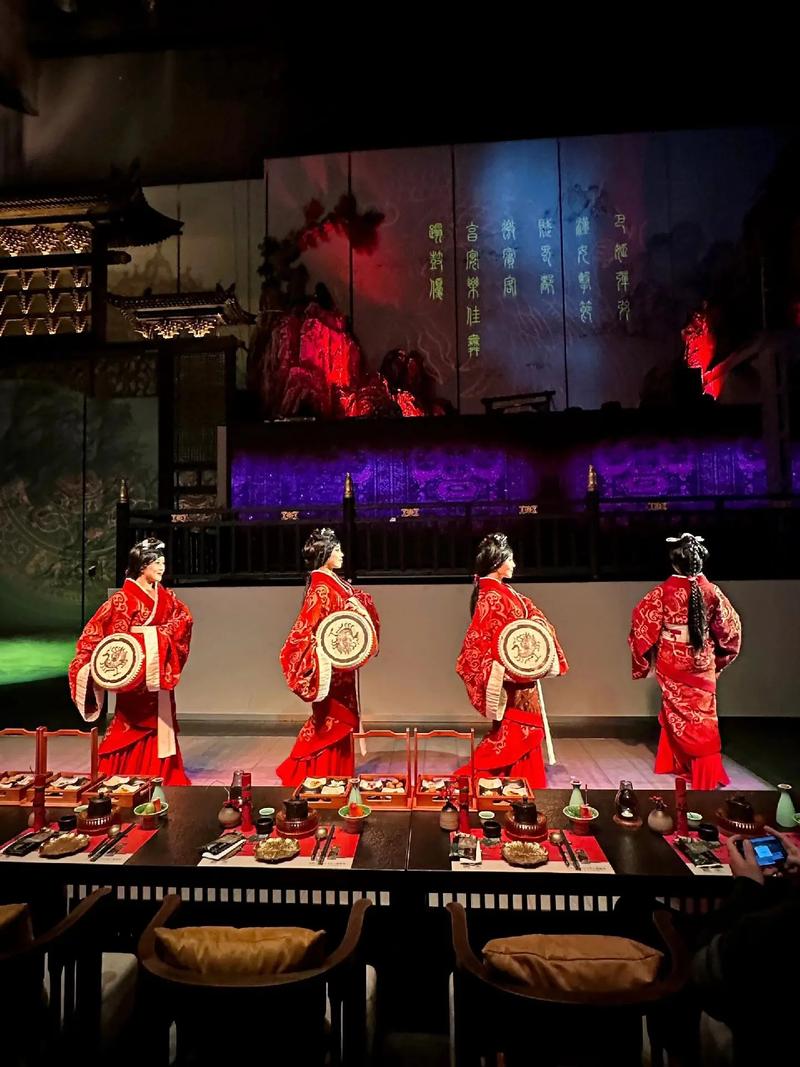 【四川】九寨溝、黃龍、三星堆、峨眉山、樂山大佛 8 天 (CTU8)